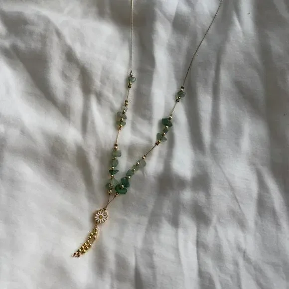 Green and gold beaded necklace - Picture 4 of 4